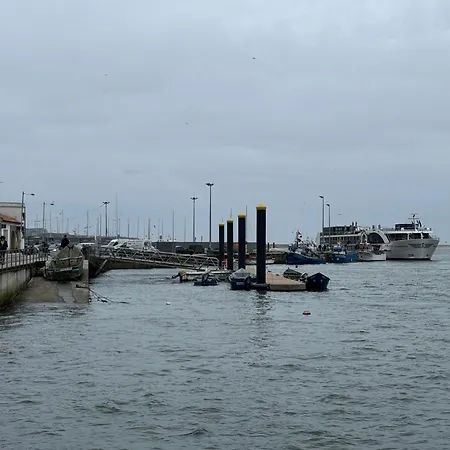 Francisca River House *